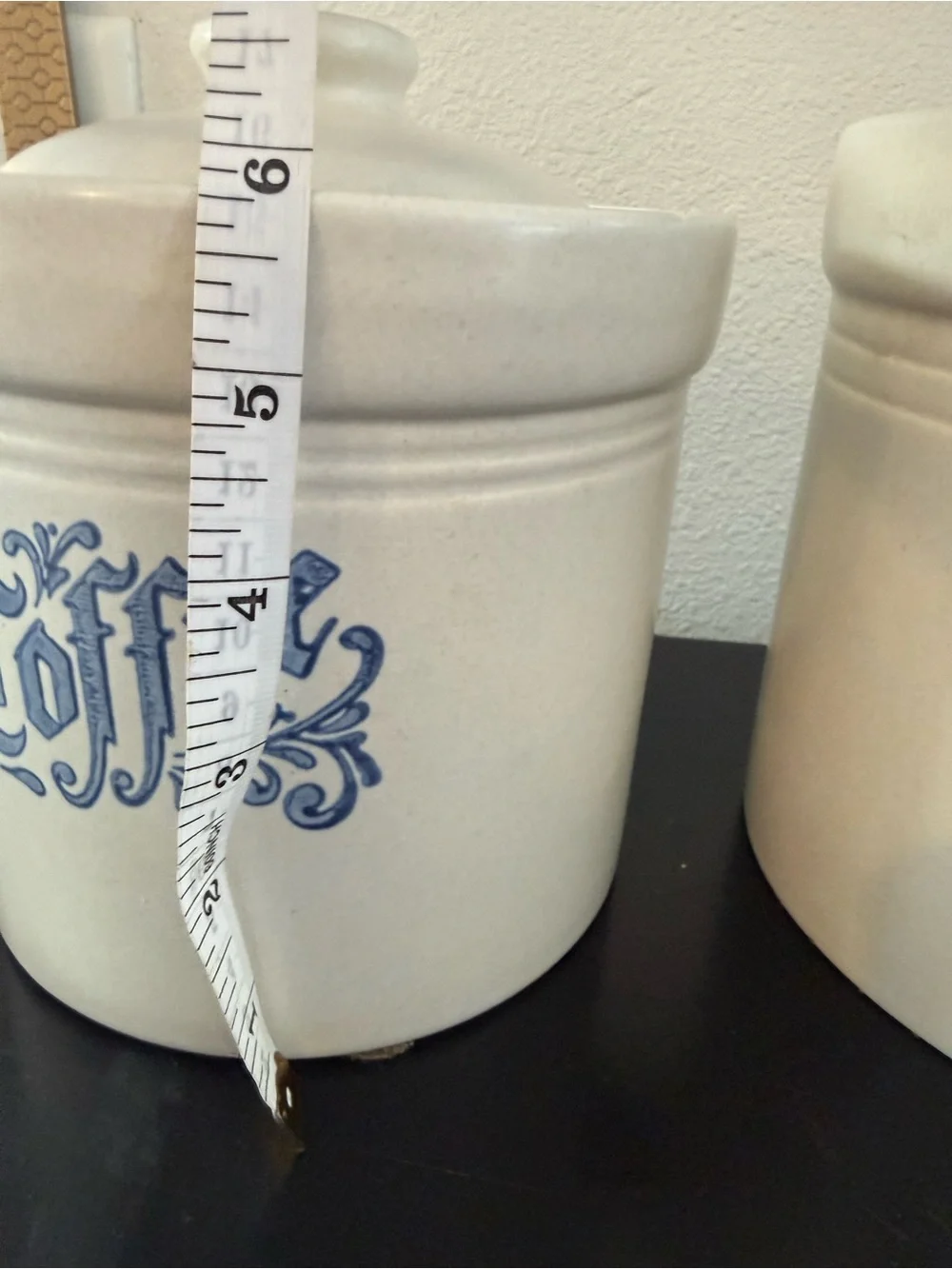 Pfaltzgraff Yorktowne Set Stoneware Sugar Coffee Canisters White Blue USA Made